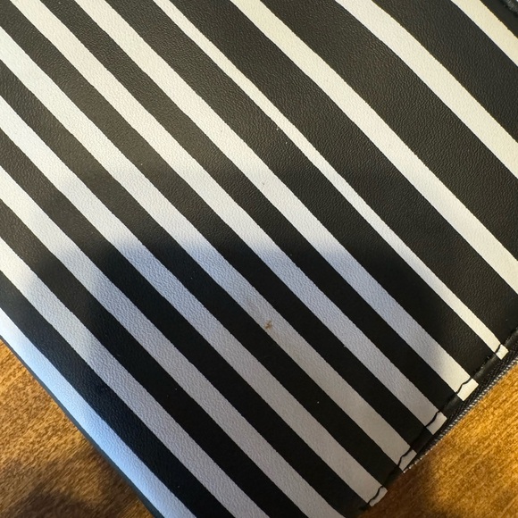 Wristlet - Picture 5 of 5